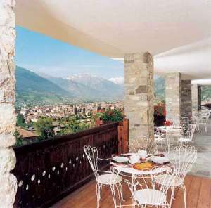 We are continually refining and adding to our portfolio of Nice Places to stay in Italy, so visit our site regularly to find somewhere just that little bit special. All our places to stay are presented with photos and descriptions taken and selected by us personally to give an impression as true to the reality as we can. All places are chosen by our team here in Italy for their combination of price, quality, charm and location. We work in partnership with family run hotels, guest houses and self-catering accommodations. This is NOT an unverified 'web portal' or online directory - we select only those places which we believe make excellent places to base a 1 week holiday or longer.